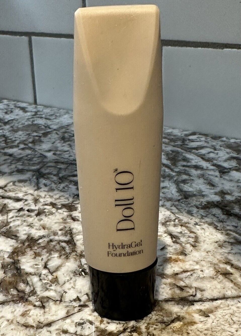 Doll 10 HydraGel Foundation Shade Deep 1 OZ New